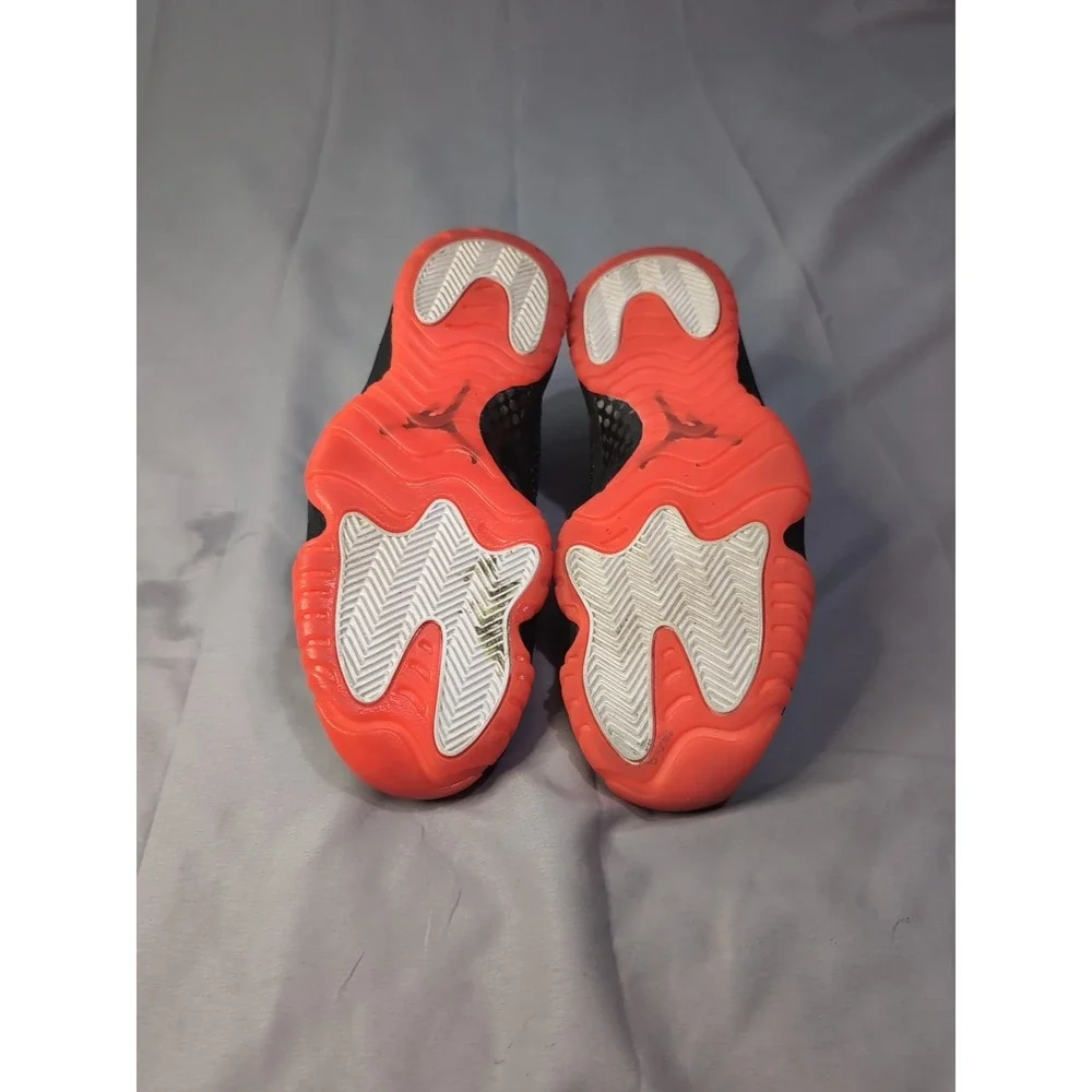 Nike Air Jordan Future Woven Sneakers‎ – Black / Infrared – Men's 9.5